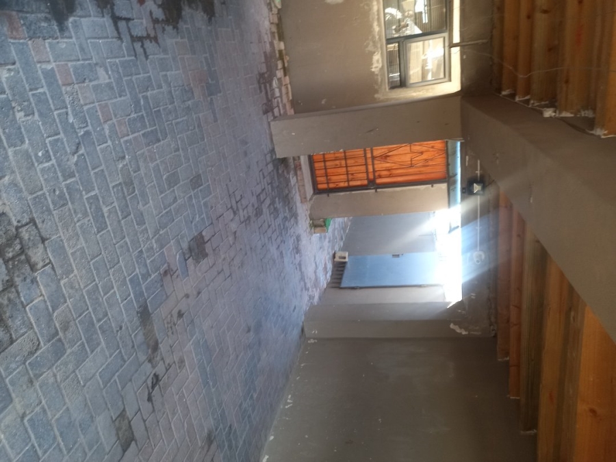 9 Bedroom Property for Sale in Wallacedene Western Cape